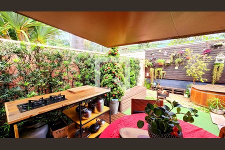 Casa de condomínio à venda com 100m², 2 quartos e 2 vagas Casa de condomínio à venda com 100m², 2 quartos e 2 vagasVaranda gourmet