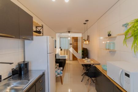 Sala e Cozinha de apartamento para alugar com 1 quarto, 31m² em Itaquera, São Paulo