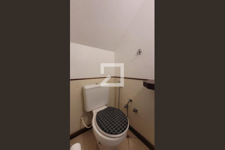 Lavabo de casa para alugar com 2 quartos, 126m² em Vila Valqueire, Rio de Janeiro