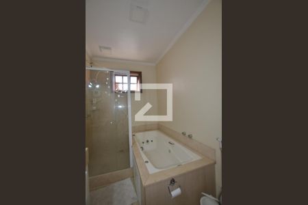 Casa para alugar com 126m², 2 quartos e 2 vagasBanheiro da Suíte