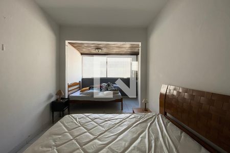 Quarto 1 de apartamento à venda com 3 quartos, 240m² em Copacabana, Rio de Janeiro