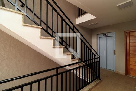 Apartamento à venda com 40m², 2 quartos e sem vagaÁrea comum