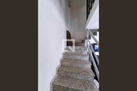 Casa para alugar com 240m², 3 quartos e 2 vagas Casa para alugar com 240m², 3 quartos e 2 vagasEntrada