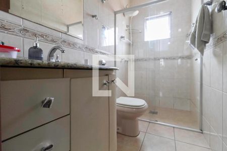 Casa para alugar com 240m², 3 quartos e 2 vagas Casa para alugar com 240m², 3 quartos e 2 vagasBanheiro social