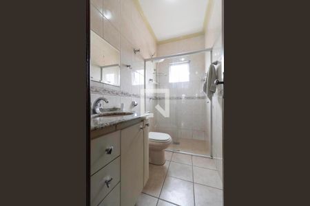 Casa para alugar com 240m², 3 quartos e 2 vagas Casa para alugar com 240m², 3 quartos e 2 vagasBanheiro social