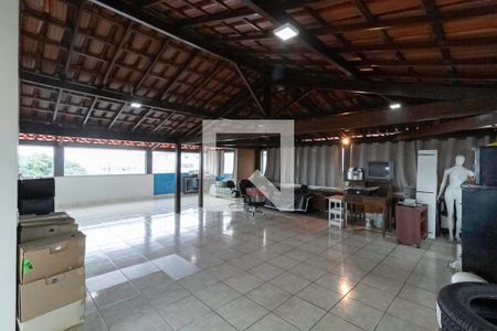 Casa para alugar com 240m², 3 quartos e 2 vagas Casa para alugar com 240m², 3 quartos e 2 vagasTerraço