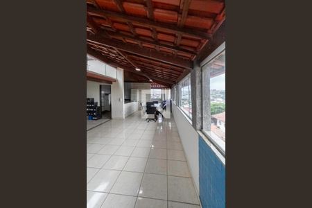 Casa para alugar com 240m², 3 quartos e 2 vagas Casa para alugar com 240m², 3 quartos e 2 vagasTerraço