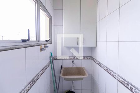 Casa para alugar com 240m², 3 quartos e 2 vagas Casa para alugar com 240m², 3 quartos e 2 vagasÁrea de serviço