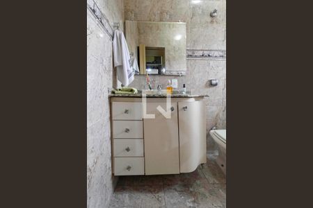 Banheiro da suíte de casa para alugar com 3 quartos, 240m² em Céu Azul, Belo Horizonte