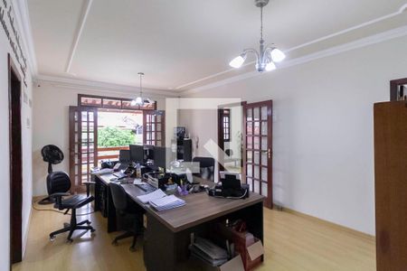 Sala 2 de casa para alugar com 3 quartos, 240m² em Céu Azul, Belo Horizonte