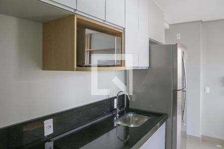 Cozinha de apartamento para alugar com 1 quarto, 30m² em Perdizes, São Paulo