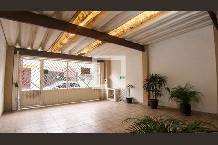 Casa à venda com 90m², 2 quartos e 2 vagas Casa à venda com 90m², 2 quartos e 2 vagasÁrea comum