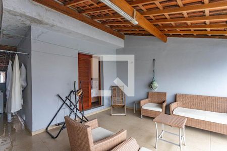 Casa à venda com 250m², 3 quartos e 2 vagasVaranda do quarto 1