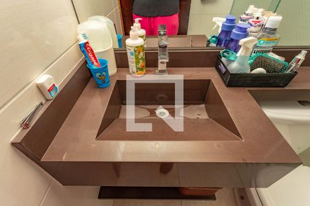 Casa à venda com 250m², 3 quartos e 2 vagasBanheiro 1