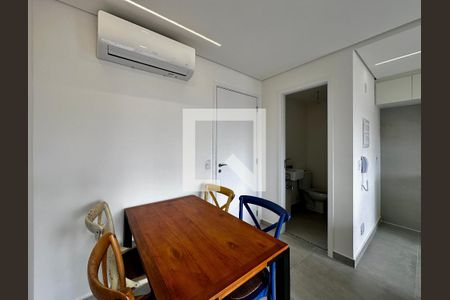 Sala de apartamento para alugar com 1 quarto, 40m² em Brooklin, São Paulo