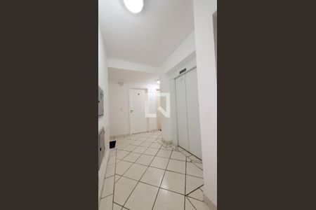 Casa à venda com 52m², 2 quartos e 1 vaga Casa à venda com 52m², 2 quartos e 1 vagaÁrea comum