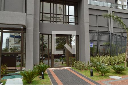 Apartamento à venda com 71m², 2 quartos e 1 vagaFachada + Plaquinha