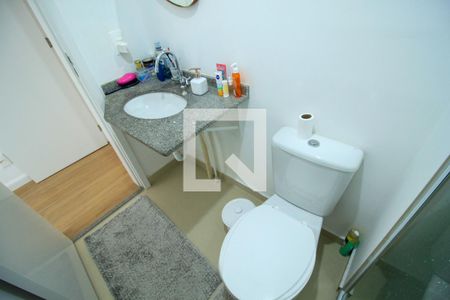 Apartamento à venda com 59m², 2 quartos e 1 vaga Apartamento à venda com 59m², 2 quartos e 1 vagaBanheiro