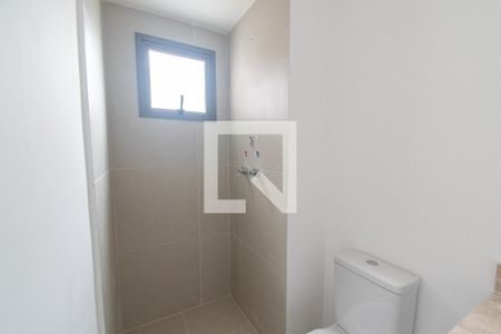 Apartamento à venda com 71m², 2 quartos e 1 vagaBanheiro da suíte 1