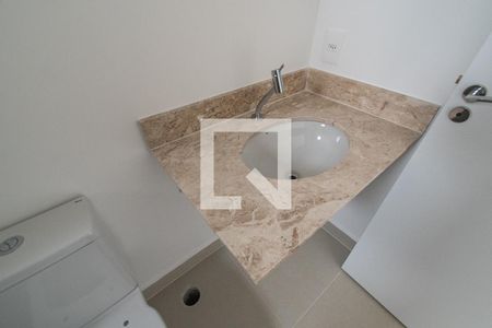 Apartamento à venda com 71m², 2 quartos e 1 vagaBanheiro da suíte 1