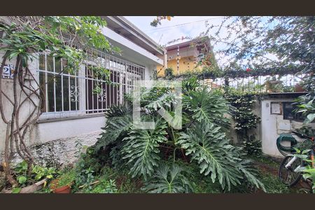 Casa à venda com 216m², 2 quartos e 2 vagasJardim