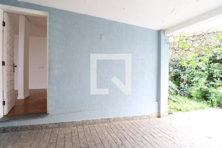 Casa à venda com 216m², 2 quartos e 2 vagasGaragem