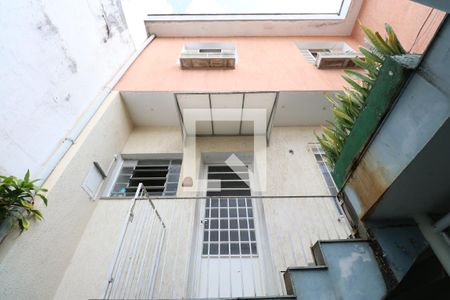 Casa à venda com 216m², 2 quartos e 2 vagasEdicula