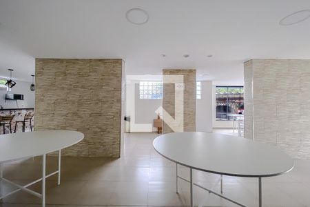Apartamento para alugar com 50m², 2 quartos e 1 vagaÁrea comum - Salão de festas