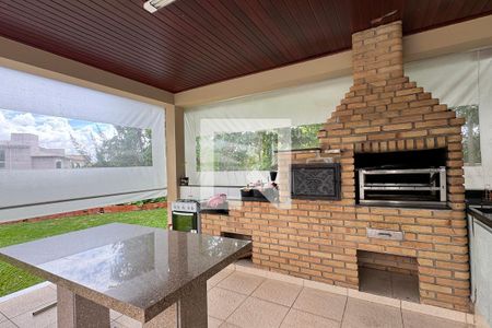 Casa de condomínio para alugar com 350m², 3 quartos e 6 vagasChurrasqueira