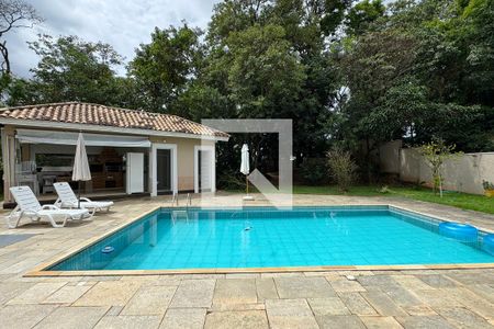 Casa de condomínio para alugar com 350m², 3 quartos e 6 vagasPiscina
