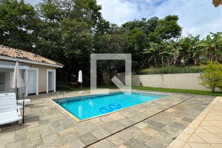 Casa de condomínio para alugar com 350m², 3 quartos e 6 vagasPiscina