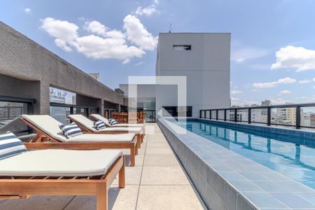 Studio à venda com 32m², 1 quarto e 1 vagaPiscina