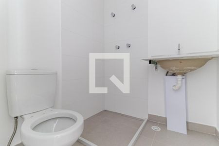 Banheiro de kitnet/studio para alugar com 1 quarto, 22m² em Vila Buarque, São Paulo