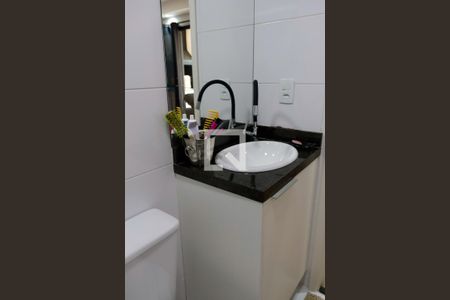 Apartamento à venda com 65m², 2 quartos e 2 vagas Apartamento à venda com 65m², 2 quartos e 2 vagasBanheiro