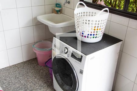 Casa de condomínio à venda com 480m², 3 quartos e 1 vagaÁrea de Serviço