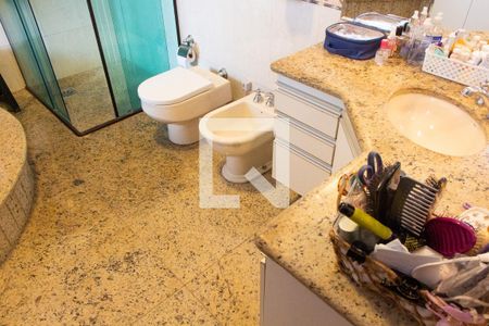 Casa de condomínio à venda com 480m², 3 quartos e 1 vagaBanheiro Quarto 1