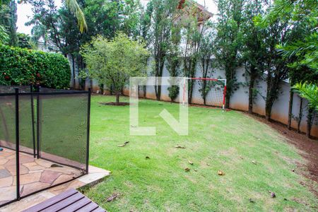 Casa de condomínio à venda com 480m², 3 quartos e 1 vagaÁrea Externa