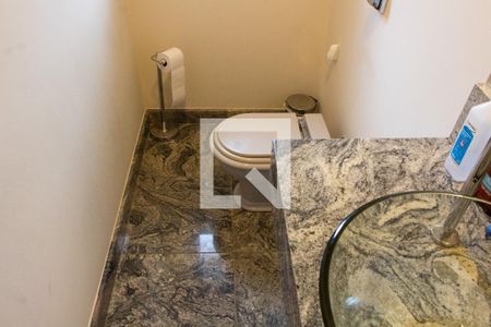 Casa de condomínio à venda com 480m², 3 quartos e 1 vagaLavabo