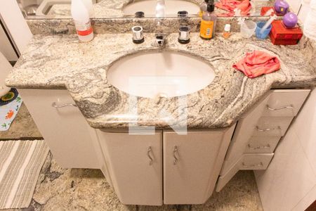 Casa de condomínio à venda com 480m², 3 quartos e 1 vagaBanheiro Quarto 2