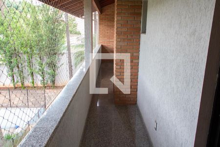 Casa de condomínio à venda com 480m², 3 quartos e 1 vagaVaranda do quarto 2