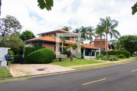 Casa de condomínio à venda com 480m², 3 quartos e 1 vagaFachada