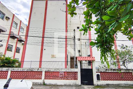 Apartamento à venda com 57m², 2 quartos e 1 vaga Apartamento à venda com 57m², 2 quartos e 1 vagaFachada