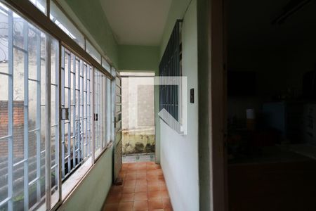 Casa à venda com 300m², 3 quartos e 2 vagasÁrea de Serviço