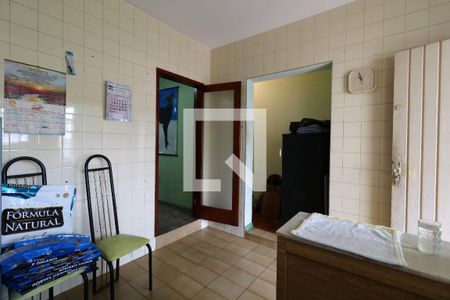 Casa à venda com 300m², 3 quartos e 2 vagasCozinha