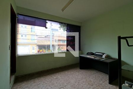 Casa à venda com 300m², 3 quartos e 2 vagasEscritório