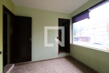 Casa à venda com 300m², 3 quartos e 2 vagasEscritório