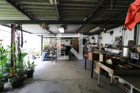 Casa à venda com 300m², 3 quartos e 2 vagasQuintal