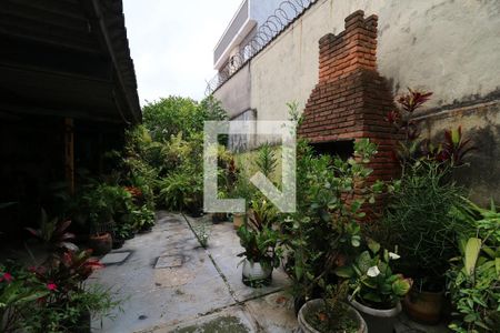 Casa à venda com 300m², 3 quartos e 2 vagasQuintal