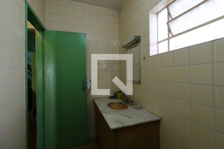 Casa à venda com 300m², 3 quartos e 2 vagasBanheiro