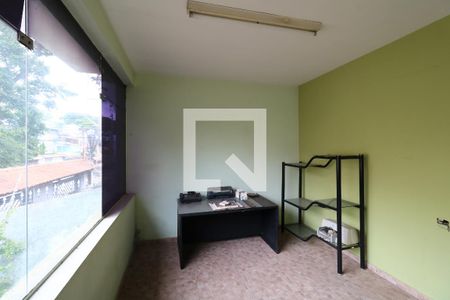 Casa à venda com 300m², 3 quartos e 2 vagasEscritório